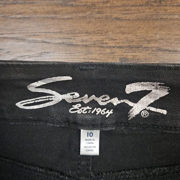 Seven7 Women's Tummyless Mid Rise Slimming Skinny Jean Black Size 10 - Picture 11 of 11